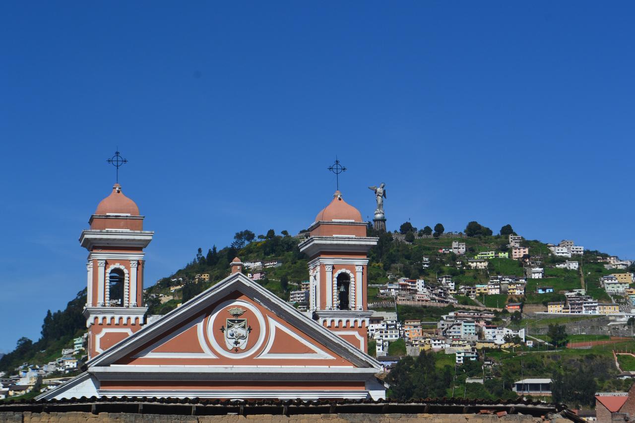 Hostal Quito Cultural Bagian luar foto