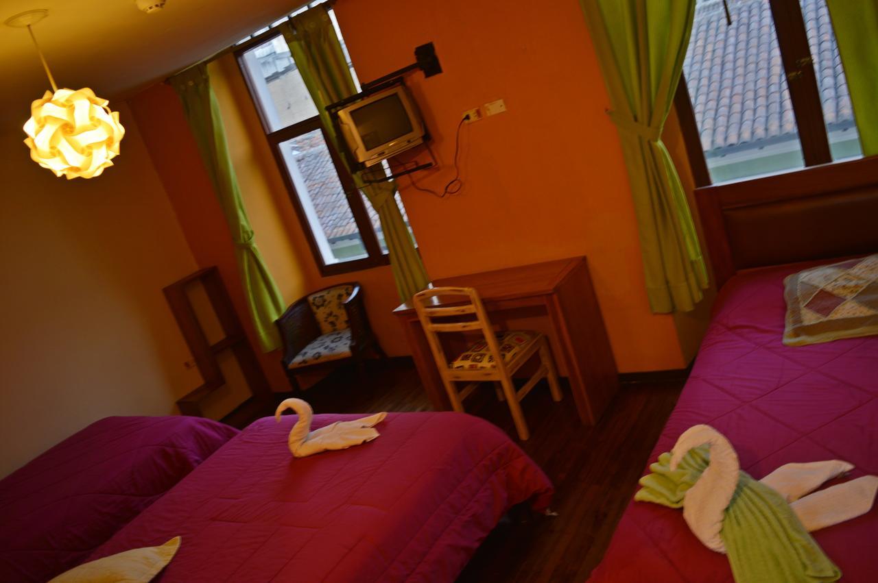 Hostal Quito Cultural Bagian luar foto