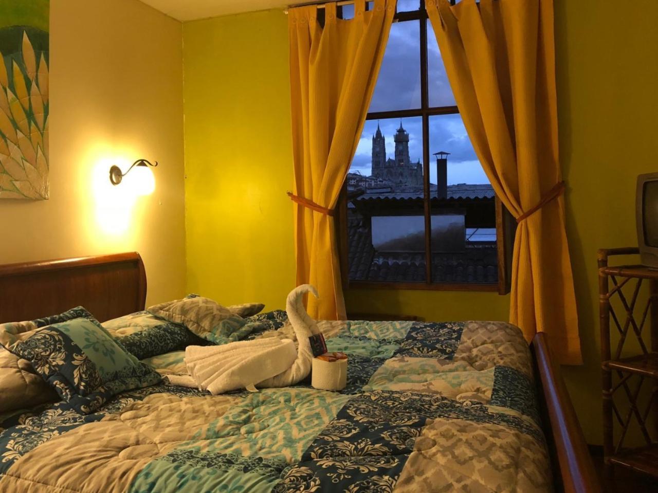 Hostal Quito Cultural Bagian luar foto